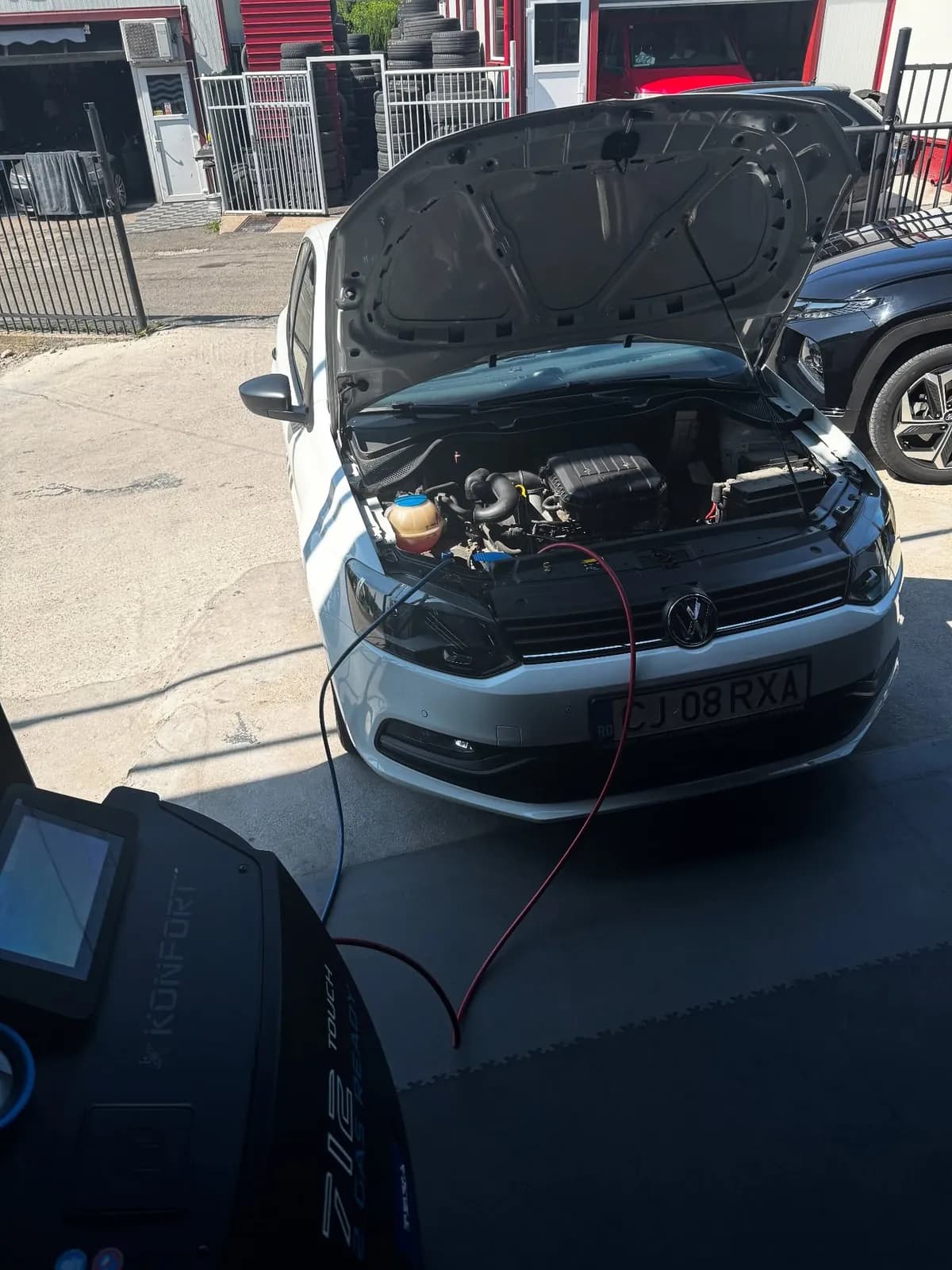 VW Golf | Reîncărcare freon Cluj-Napoca Reîncărcare freon VW Golf în Cluj-Napoca la Quik Detailing (gaz R134a)